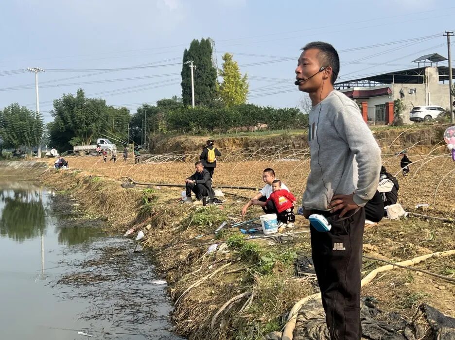 主要我的格局打得太大了!眉山“甘蔗哥”回应10万人“偷甘蔗”→插图 主要我的格局打得太大了!眉山“甘蔗哥”回应10万人“偷甘蔗”→插图