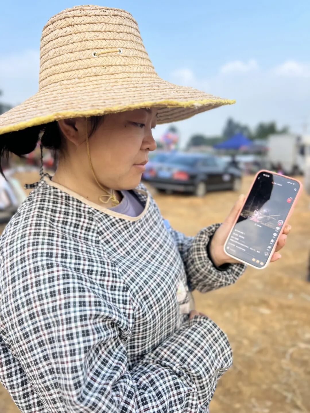 主要我的格局打得太大了!眉山“甘蔗哥”回应10万人“偷甘蔗”→插图9 主要我的格局打得太大了!眉山“甘蔗哥”回应10万人“偷甘蔗”→插图9