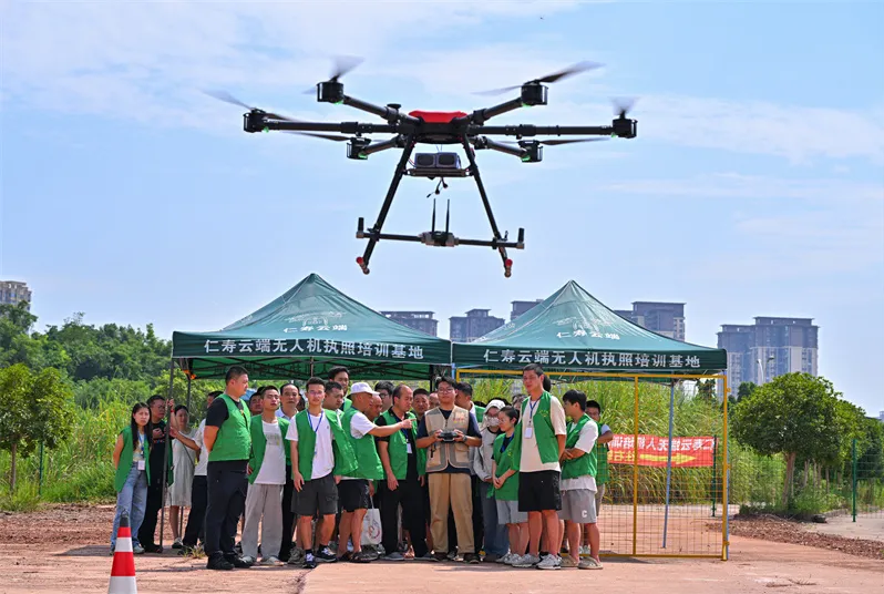 眉山仁寿:“订单、定向、上门”,创新技能培训模式助力就业插图 眉山仁寿:“订单、定向、上门”,创新技能培训模式助力就业插图